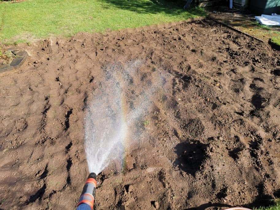 Pool Untergrund vorbereiten Sand? Splitt? Bodenplatte? Pflaster?