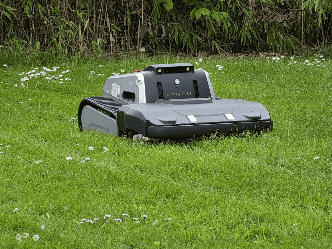 Lymow One Plus Erfahrungen: 7 brachiale Gründe, warum dieser Mähroboter ein echtes Monster ist